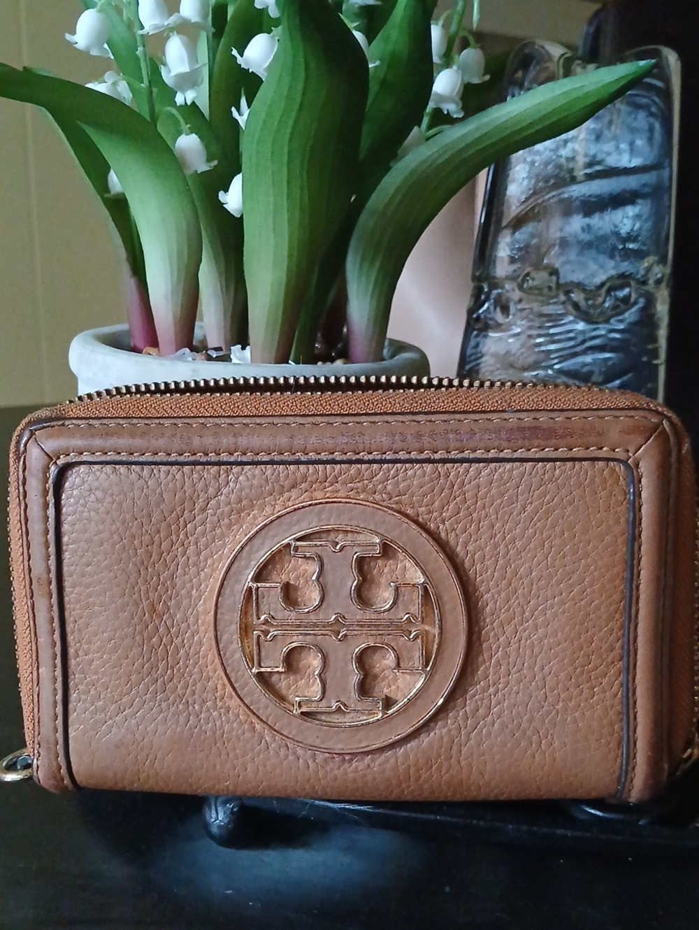 Tory Burch Tan Pebbled Leather Zip-Around Wallet with Logo Medallion